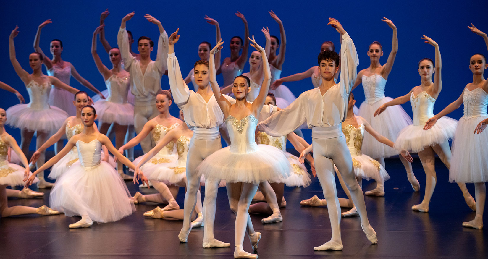 Photo du spectacle 2018 des étudiants en formation danseur interprète cycle DNSP préparatoire