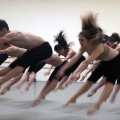 Saut-groupe-studio Saut-groupe-studio